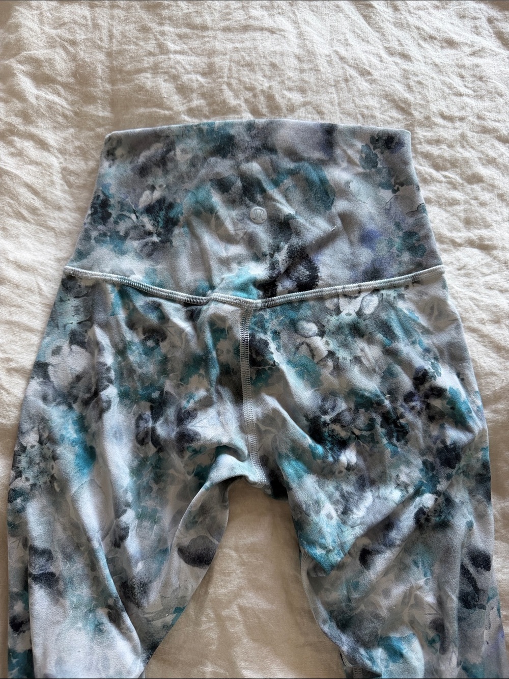 Lululemon Teal Gray Floral High-Waist Leggings - Picture 3 of 4